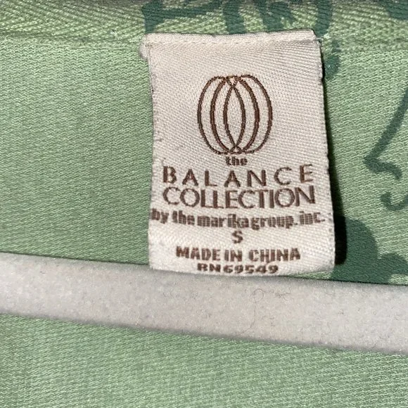 The Balance Collection green hoodie with pockets S - Picture 2 of 5